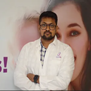 Dr. vignesh k